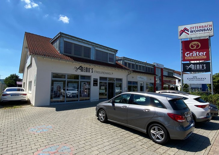 Bild 1: Attraktive Bürofläche im Einkaufsgebiet Kerz zu vermieten! Bild 1: Attraktive Bürofläche im Einkaufsgebiet Kerz zu vermieten!