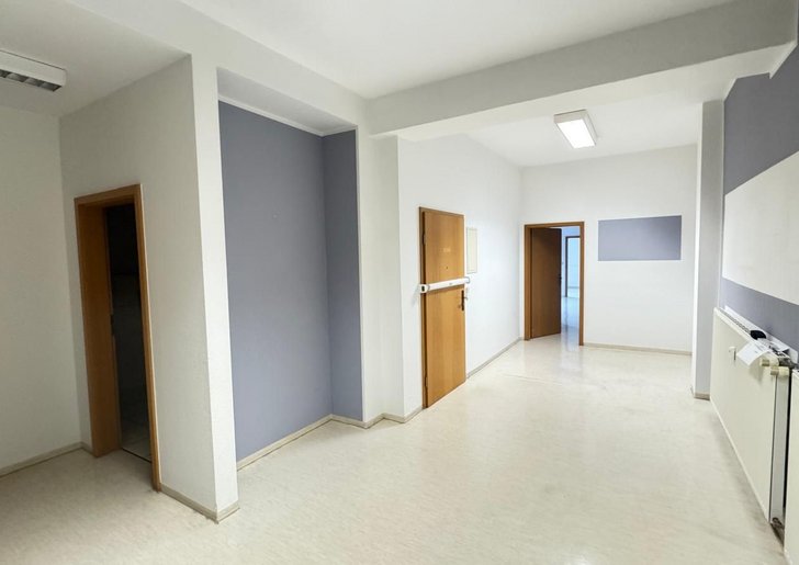 Bild 3: Großzügige Büro-oder Praxisflächen in der Eilenburgerstraße zu vermieten Bild 3: Großzügige Büro-oder Praxisflächen in der Eilenburgerstraße zu vermieten