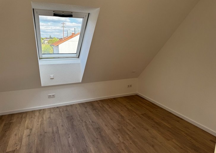 Bild 3: Funktionales, modernes 2-Zi-Apartment (DG) zentrumsnah zu vermieten - Erstbezug! Bild 3: Funktionales, modernes 2-Zi-Apartment (DG) zentrumsnah zu vermieten - Erstbezug!