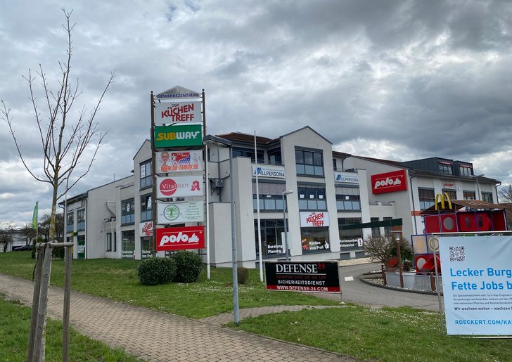 Bild 1: Helle Büroräume im Gewerbegebiet Kerz in Michelfeld zu vermieten Bild 1: Helle Büroräume im Gewerbegebiet Kerz in Michelfeld zu vermieten