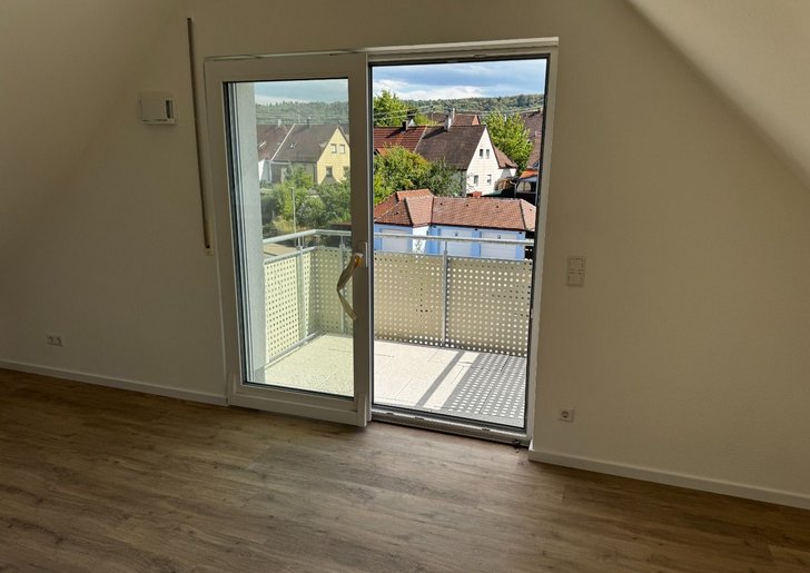 Bild 2: Funktionales, modernes 2-Zi-Apartment (DG) zentrumsnah zu vermieten - Erstbezug! Bild 2: Funktionales, modernes 2-Zi-Apartment (DG) zentrumsnah zu vermieten - Erstbezug!