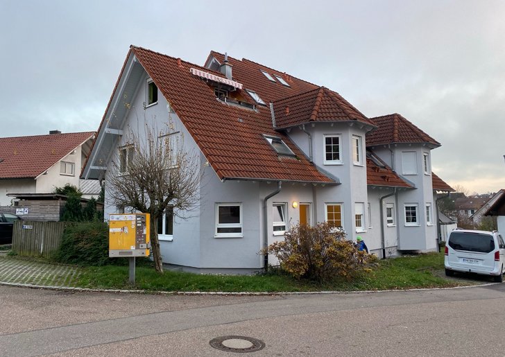 Bild 1: Geräumige 2- Zimmer-Wohnung in guter Lage zu vermieten Bild 1: Geräumige 2- Zimmer-Wohnung in guter Lage zu vermieten