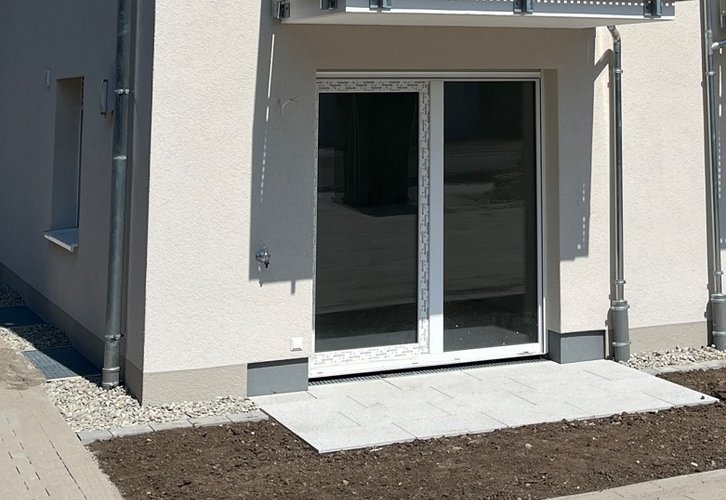 1-Zi-Wohnung (EG) mit Terrasse 1-Zi-Wohnung (EG) mit Terrasse